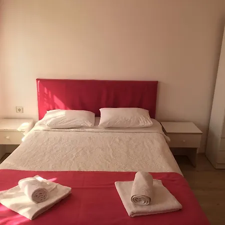 Sakiz Ev 호텔 3*
